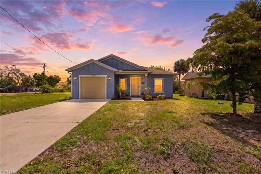 2303 Ben ST S, Fort Myers, FL 33916