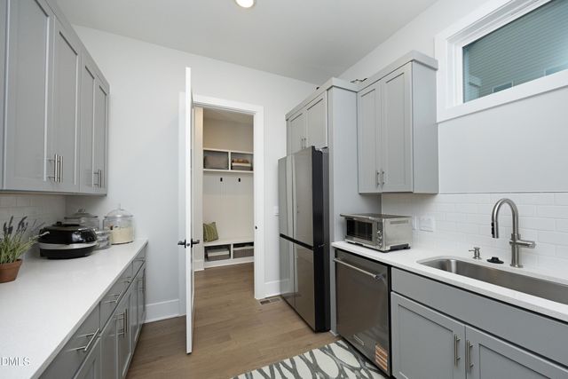 816 Timber Mist Court, Cary, NC 27519