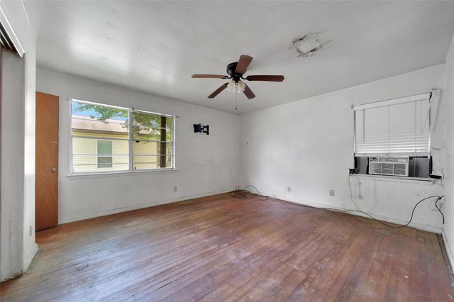 7406 W Lambuth Lane, Deer Park, TX 77536