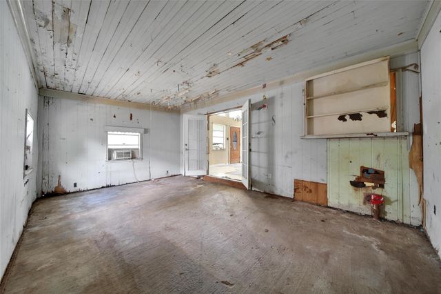 7406 W Lambuth Lane, Deer Park, TX 77536