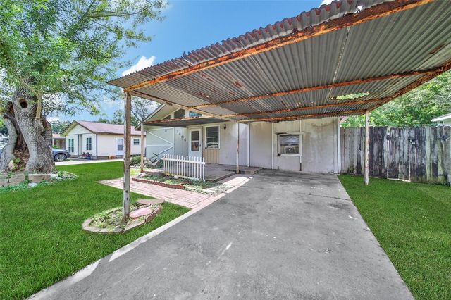 7406 W Lambuth Lane, Deer Park, TX 77536