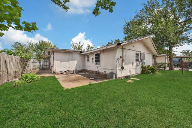 7406 W Lambuth Lane, Deer Park, TX 77536