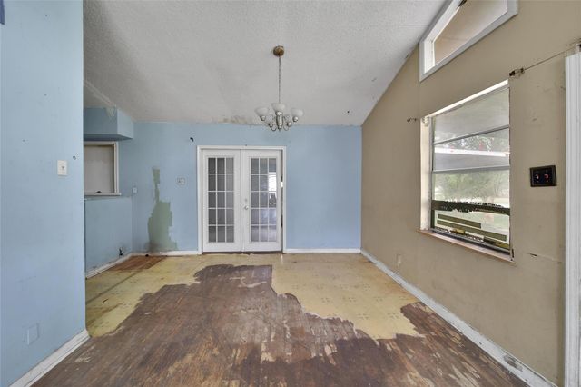 7406 W Lambuth Lane, Deer Park, TX 77536