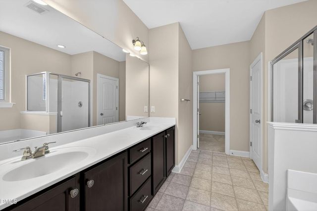 82 Kenilworth Street, Clayton, NC 27527