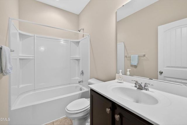 82 Kenilworth Street, Clayton, NC 27527