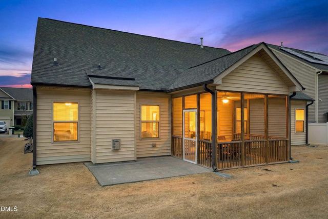 82 Kenilworth Street, Clayton, NC 27527