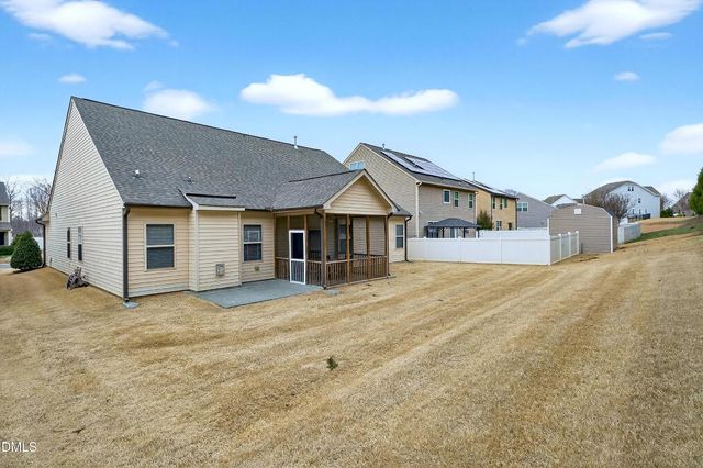 82 Kenilworth Street, Clayton, NC 27527