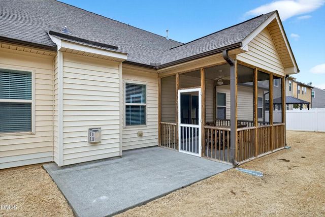 82 Kenilworth Street, Clayton, NC 27527