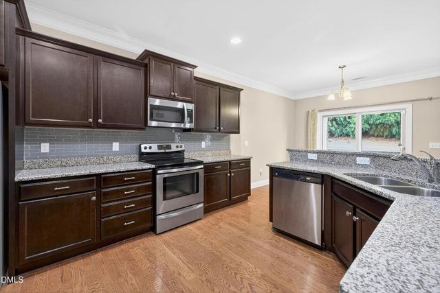 82 Kenilworth Street, Clayton, NC 27527