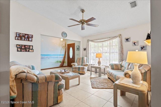 2390 Honeybrook Creek Drive, Melbourne, FL 32935