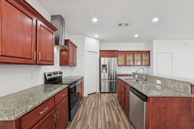 1253 E Jessamine Street, Fort Worth, TX 76104