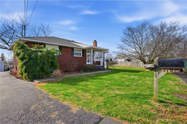 1701 Truman Drive, Hopewell Twp, PA 15001