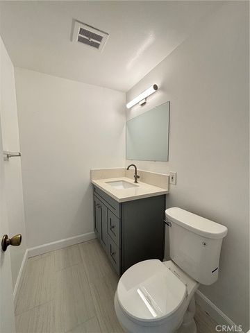 4646 Larwin Avenue, Cypress, CA 90630