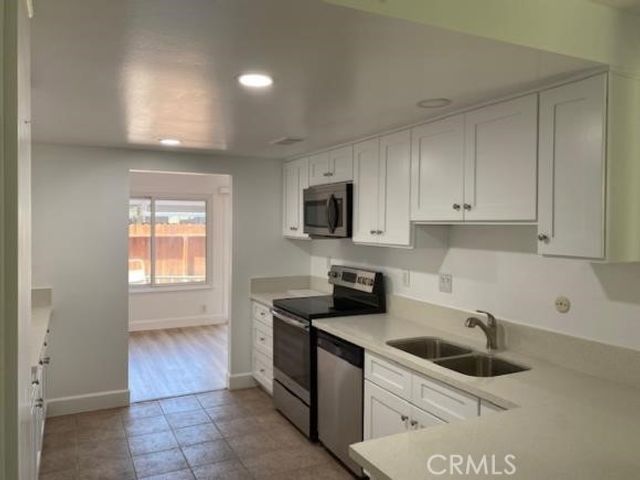 4646 Larwin Avenue, Cypress, CA 90630