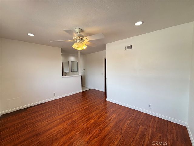 4646 Larwin Avenue, Cypress, CA 90630