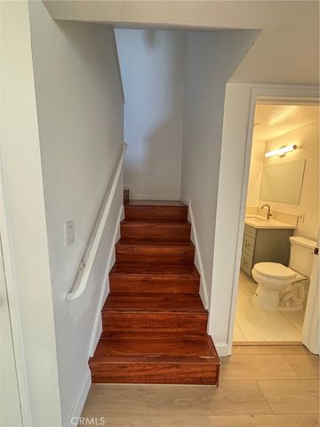 4646 Larwin Avenue, Cypress, CA 90630