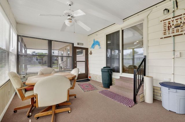 8580 Mary Ann Lane, Port St Lucie, FL 34952