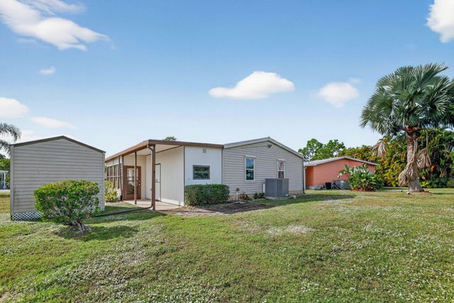 8580 Mary Ann Lane, Port St Lucie, FL 34952