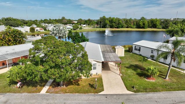 8580 Mary Ann Lane, Port St Lucie, FL 34952