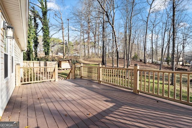 184 Ivy Trace Boulevard, Newnan, GA 30265