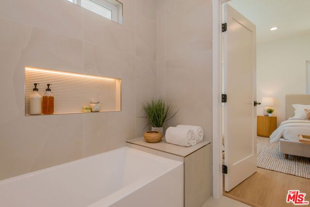 4211 Nogales Drive, Los Angeles, CA 91356