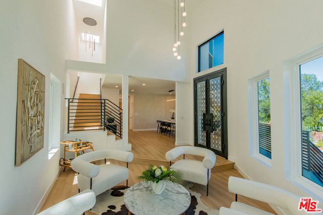 4211 Nogales Drive, Los Angeles, CA 91356