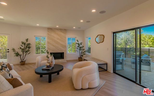 4211 Nogales Drive, Los Angeles, CA 91356