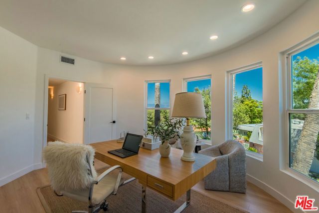 4211 Nogales Drive, Los Angeles, CA 91356