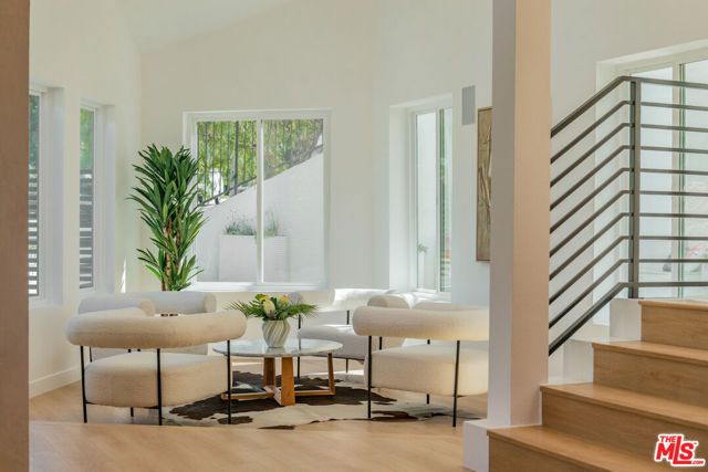 4211 Nogales Drive, Los Angeles, CA 91356