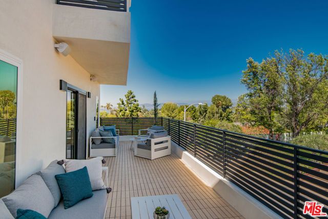 4211 Nogales Drive, Los Angeles, CA 91356
