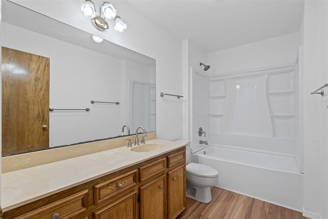 8800 County Road 530, Mansfield, TX 76063