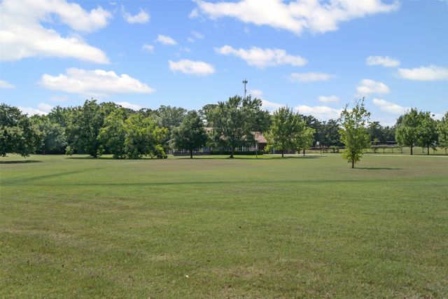 8800 County Road 530, Mansfield, TX 76063