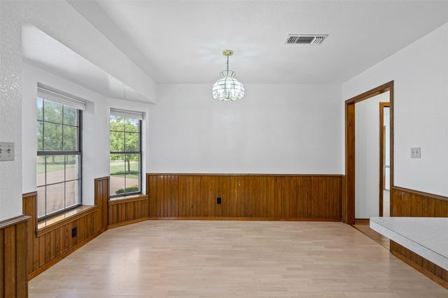 8800 County Road 530, Mansfield, TX 76063