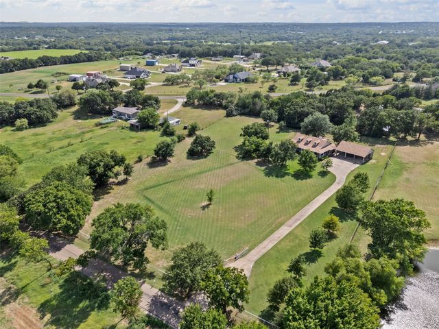 8800 County Road 530, Mansfield, TX 76063