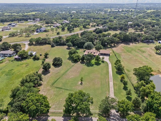 8800 County Road 530, Mansfield, TX 76063