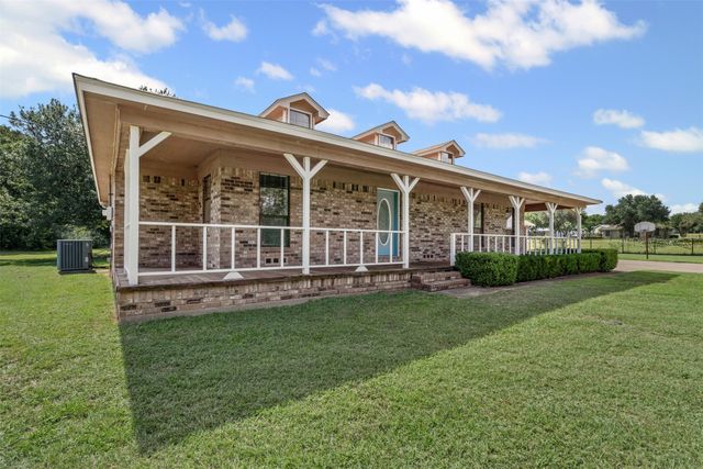 8800 County Road 530, Mansfield, TX 76063