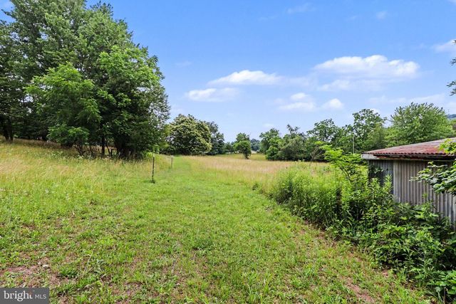 105 HUNTERS CHURCH RD, Liverpool, PA 17045