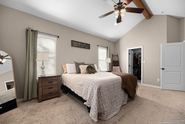 192 Great Oaks Blvd, La Vernia, TX 78121