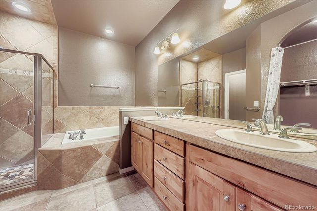 15501 E 112th Avenue 22A, Commerce City, CO 80022