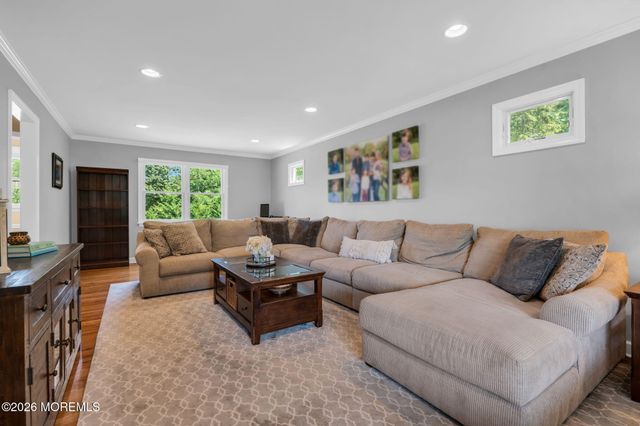 6 Woods Road, West Long Branch, NJ 07764