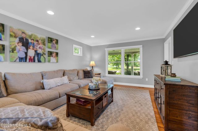 6 Woods Road, West Long Branch, NJ 07764