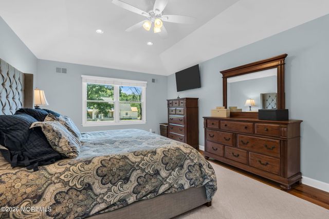 6 Woods Road, West Long Branch, NJ 07764