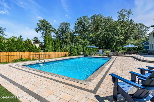 6 Woods Road, West Long Branch, NJ 07764