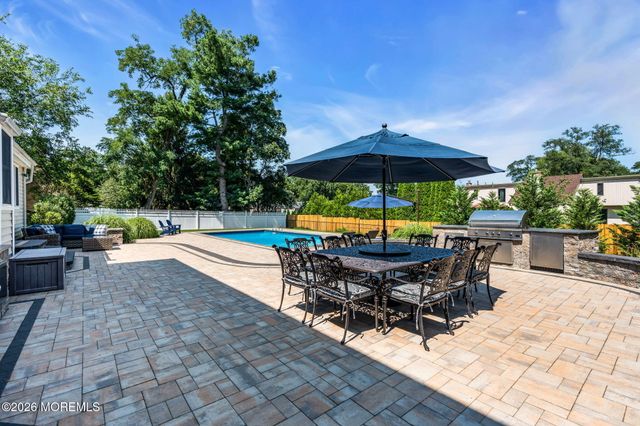 6 Woods Road, West Long Branch, NJ 07764