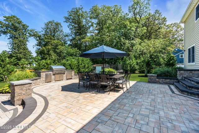 6 Woods Road, West Long Branch, NJ 07764