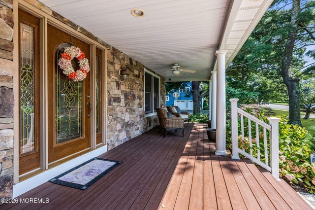 6 Woods Road, West Long Branch, NJ 07764