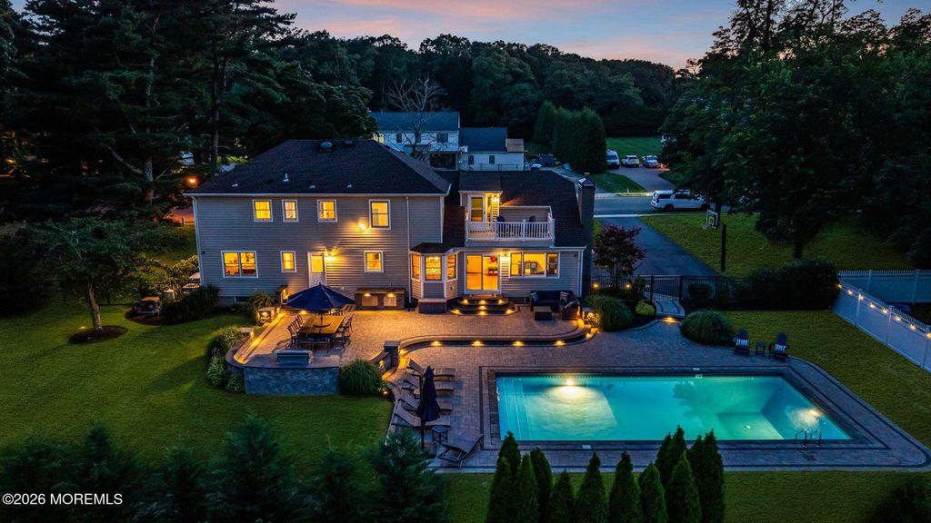 6 Woods Road, West Long Branch, NJ 07764