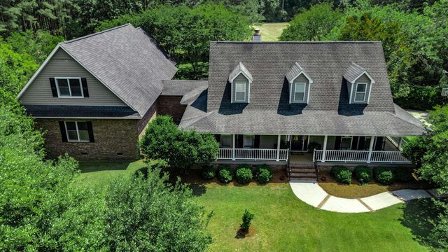 902 Grange Rd, Aynor, SC 29511