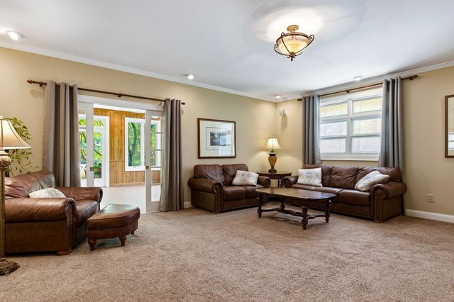 902 Grange Rd, Aynor, SC 29511