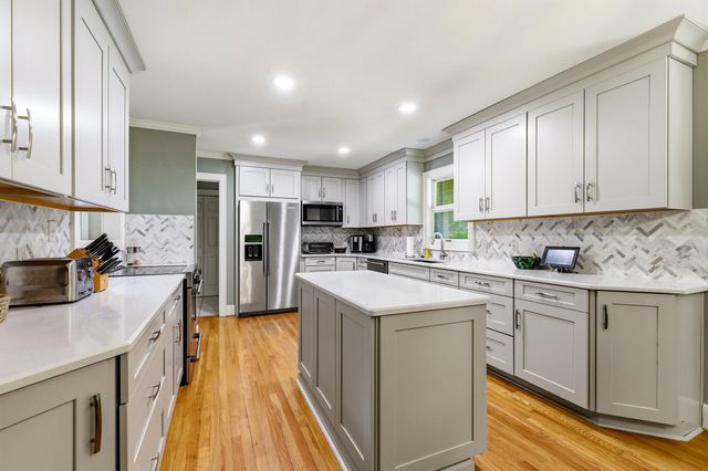 902 Grange Rd, Aynor, SC 29511